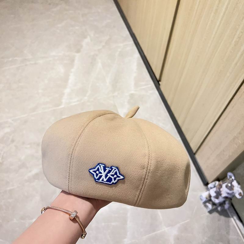 LV beret 42 (9)